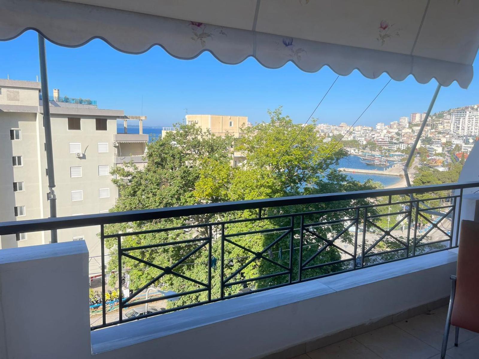 סרנדה Xhemi'S Apartment מראה חיצוני תמונה