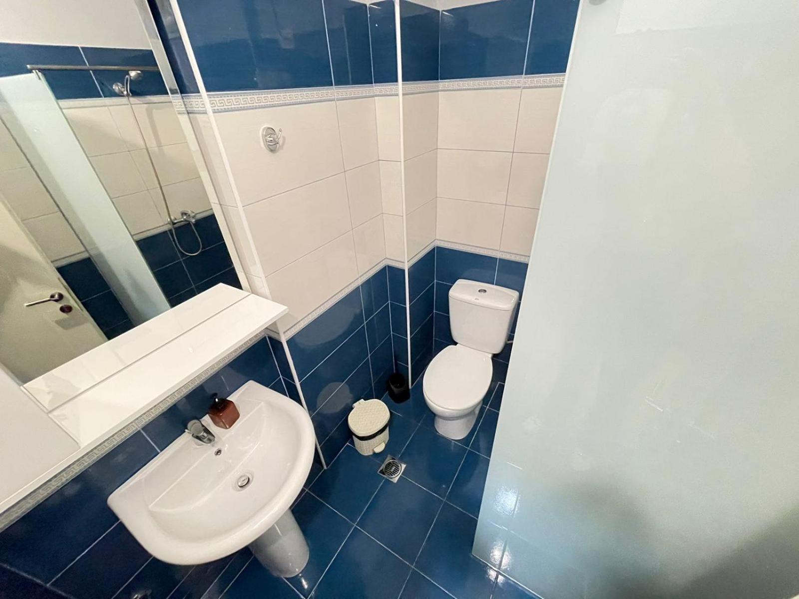 סרנדה Xhemi'S Apartment מראה חיצוני תמונה