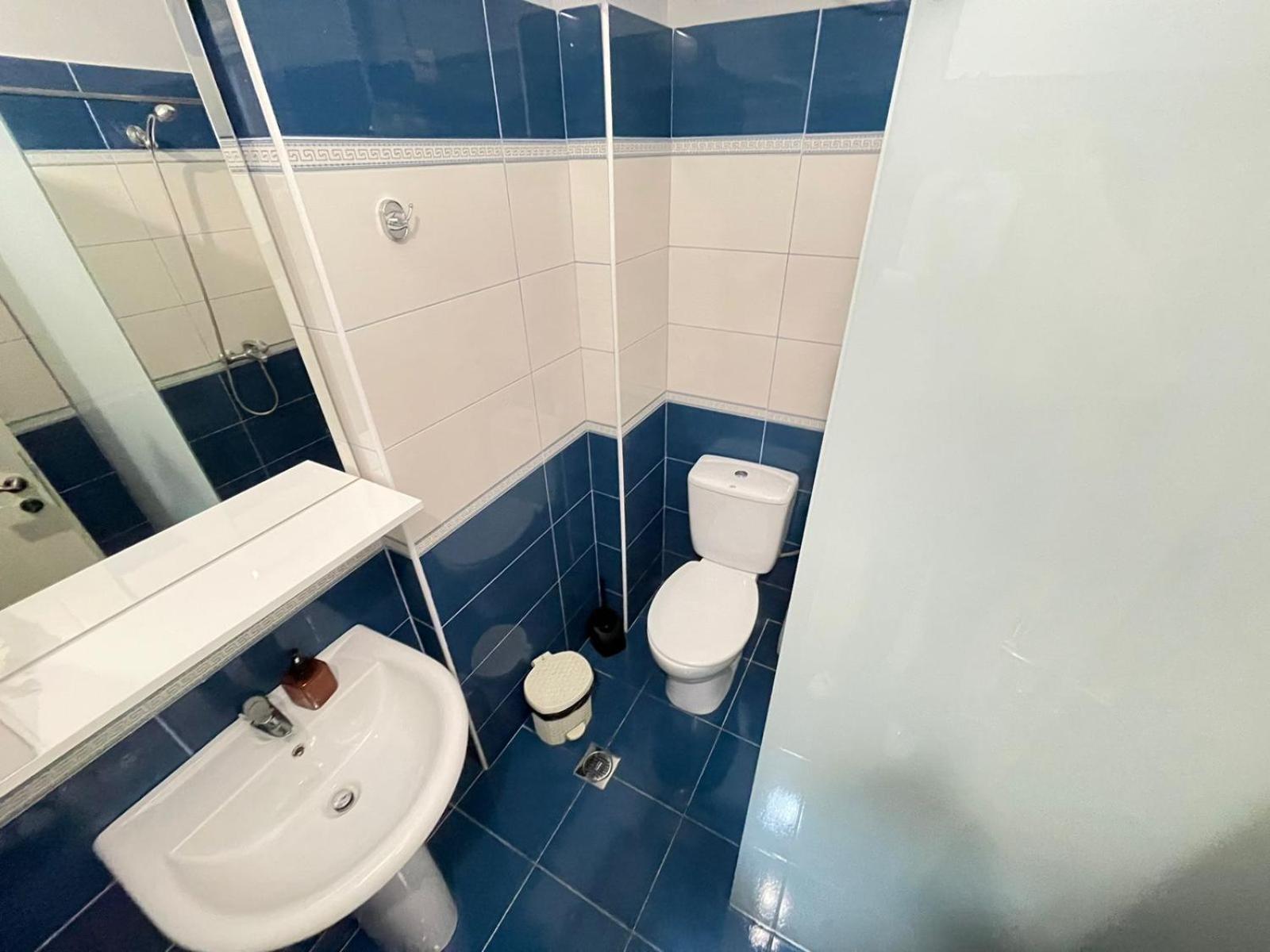 סרנדה Xhemi'S Apartment מראה חיצוני תמונה